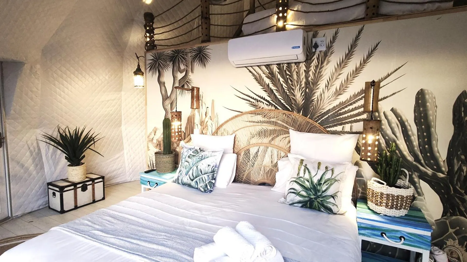 **** Guest house Sun&Sand Camps Bay Cape Town South Africa